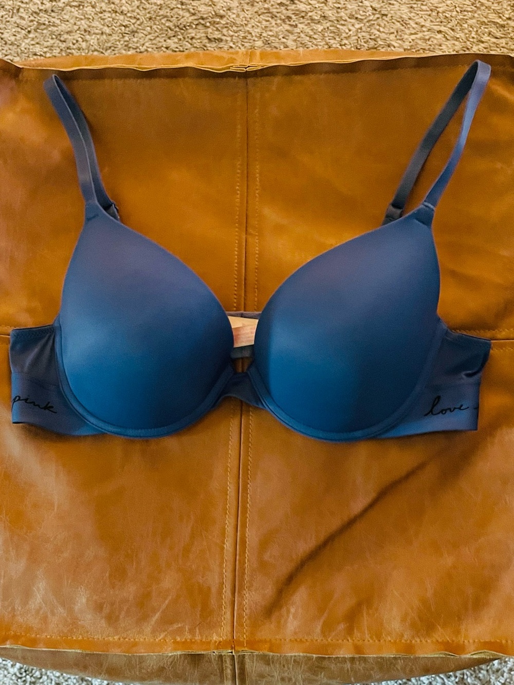PINK Victoria's Secret Navy Wear Everywhere Push-Up Bra 36B